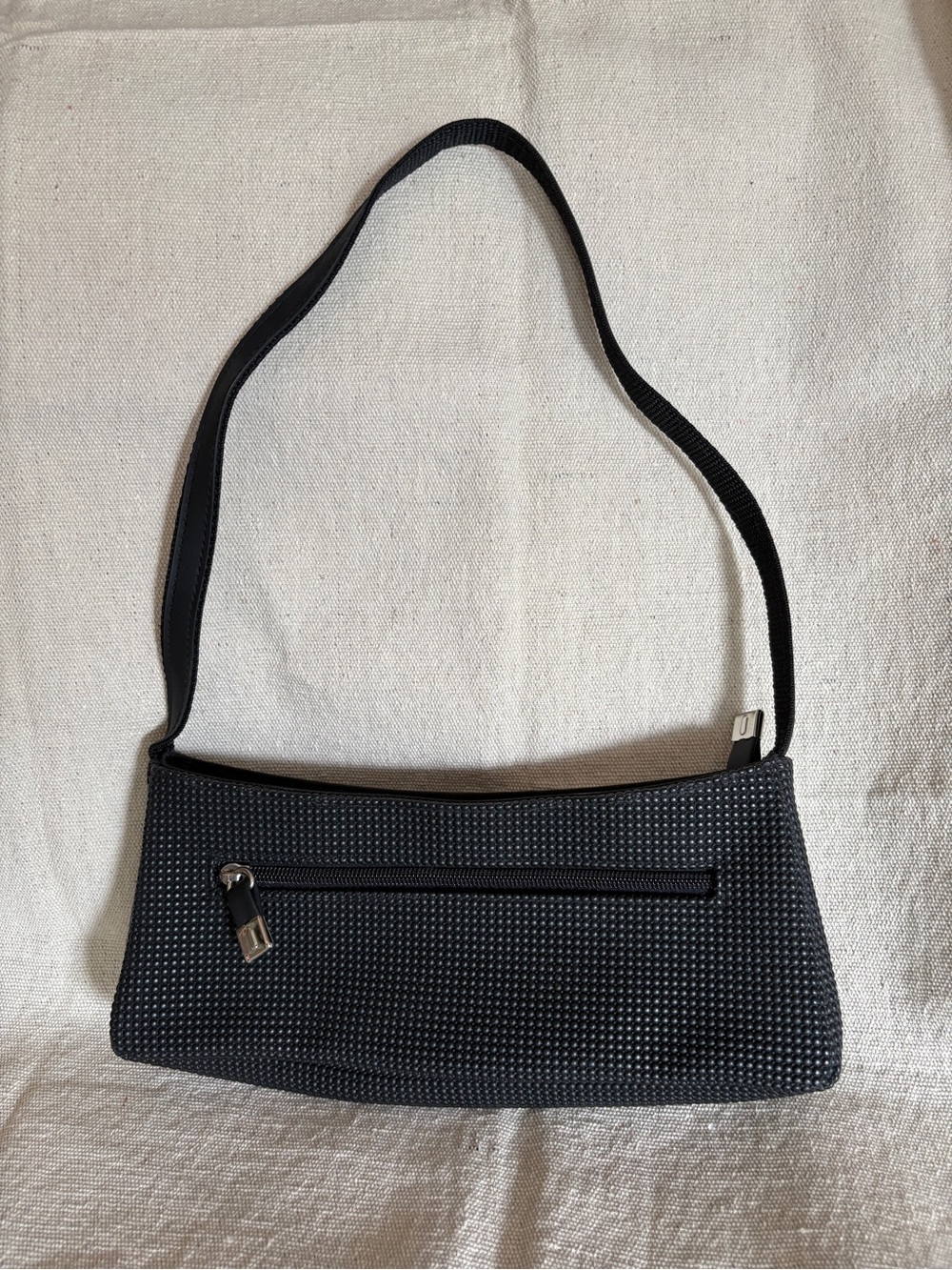 Classic Urban Oxide UO2 Black Women's Shoulder Bag